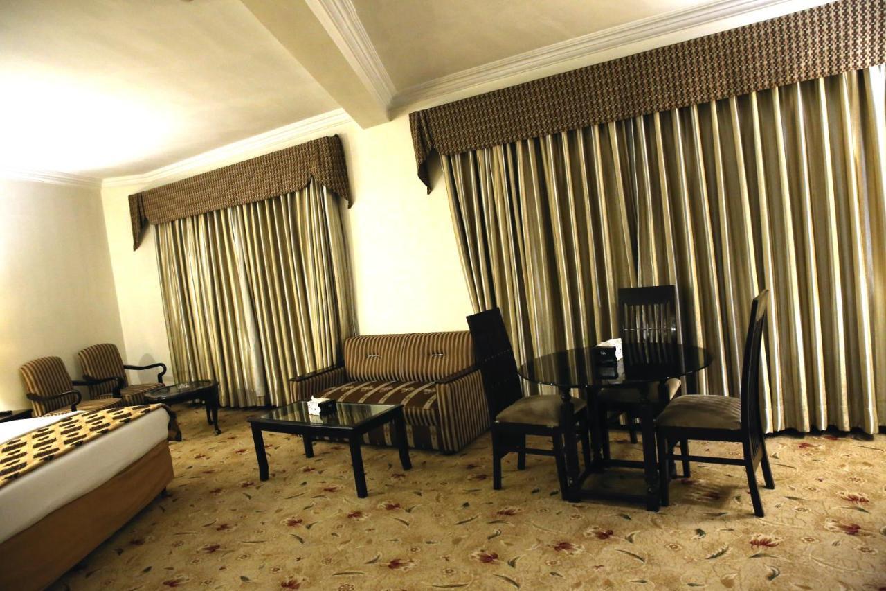 Hotel Hillview Islamabad Buitenkant foto